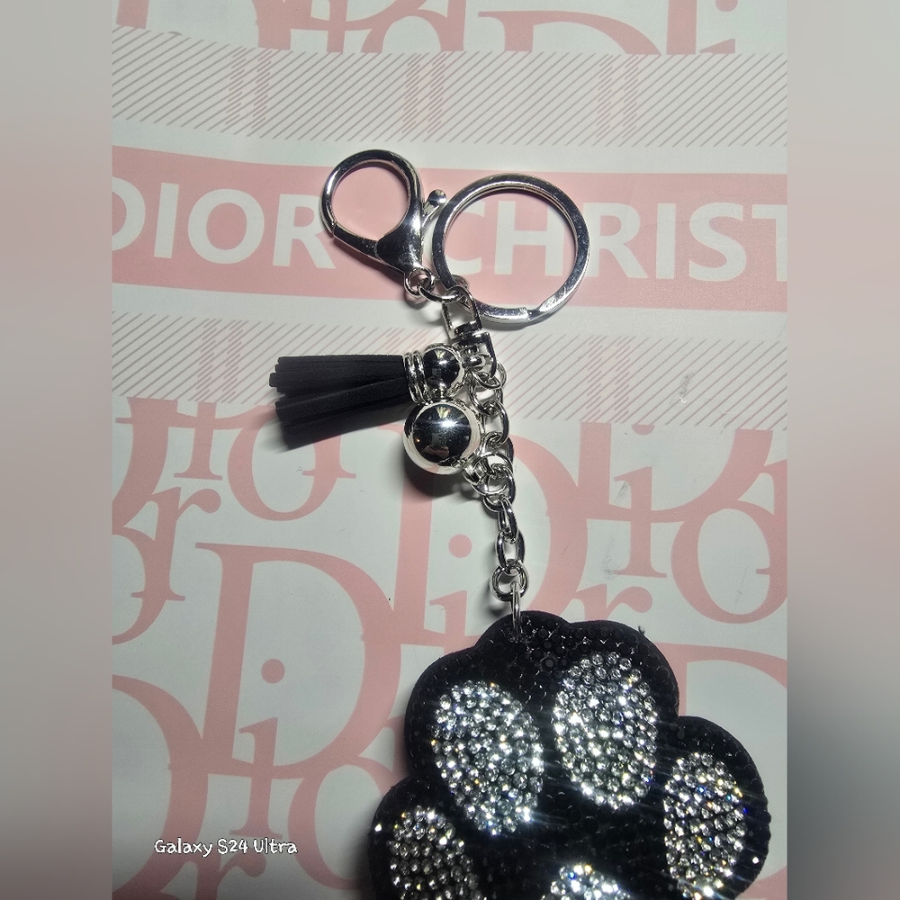 Paw Bag Charm/ Keychain New - Picture 4 of 6